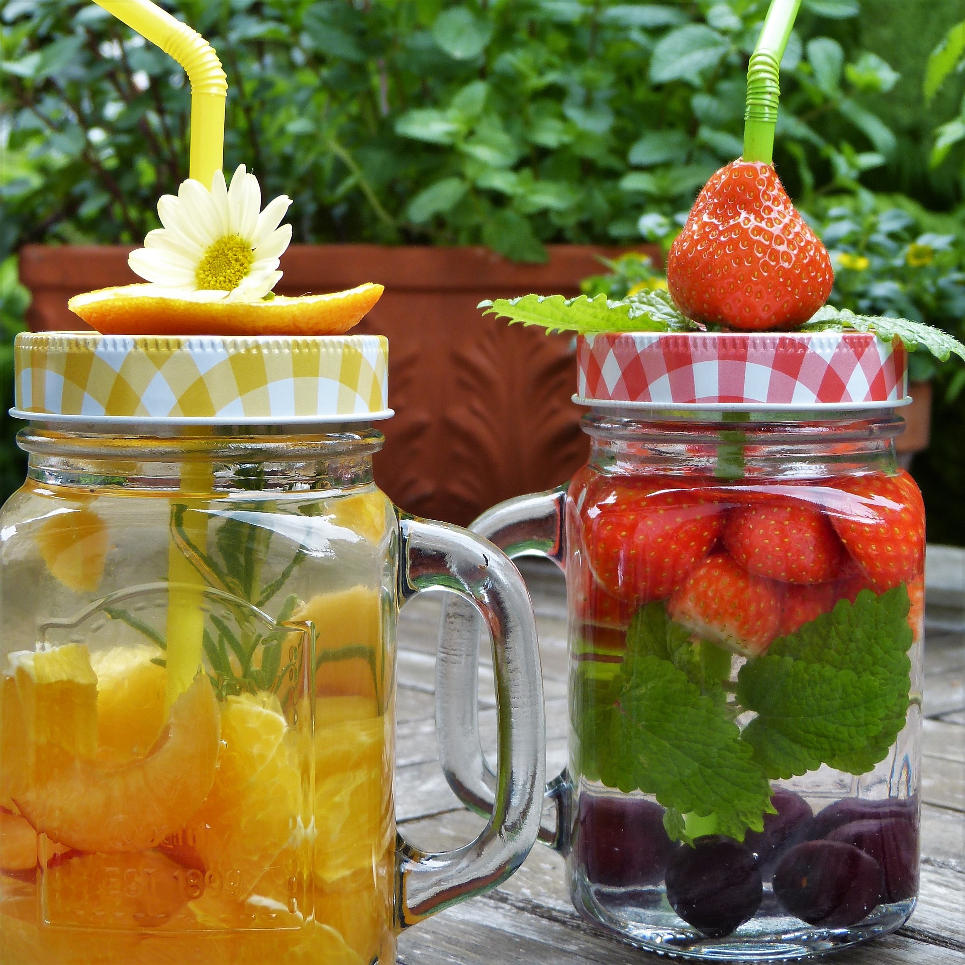 Fruit flavoured water drinks