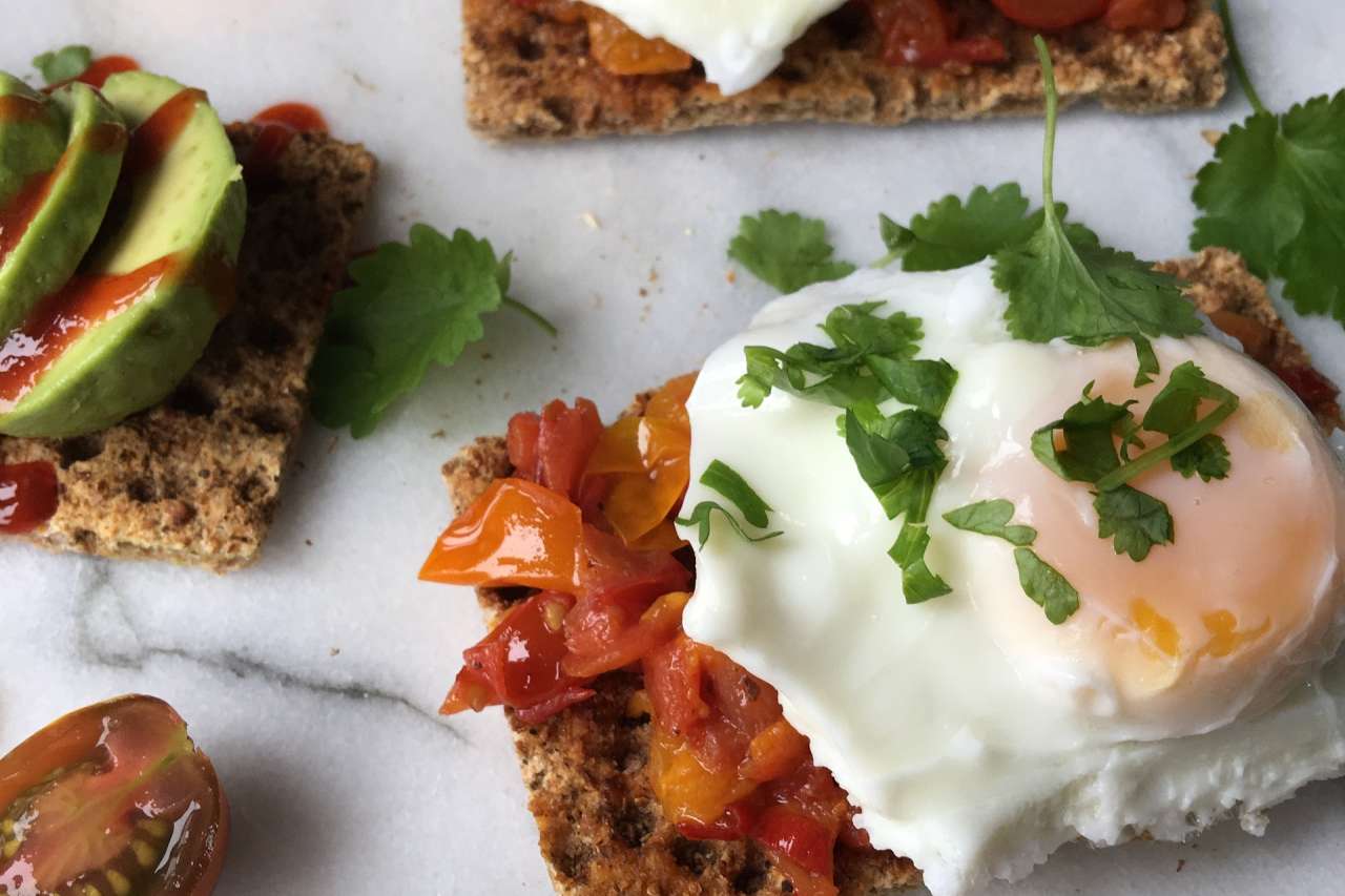 Poached egg on crackerbread